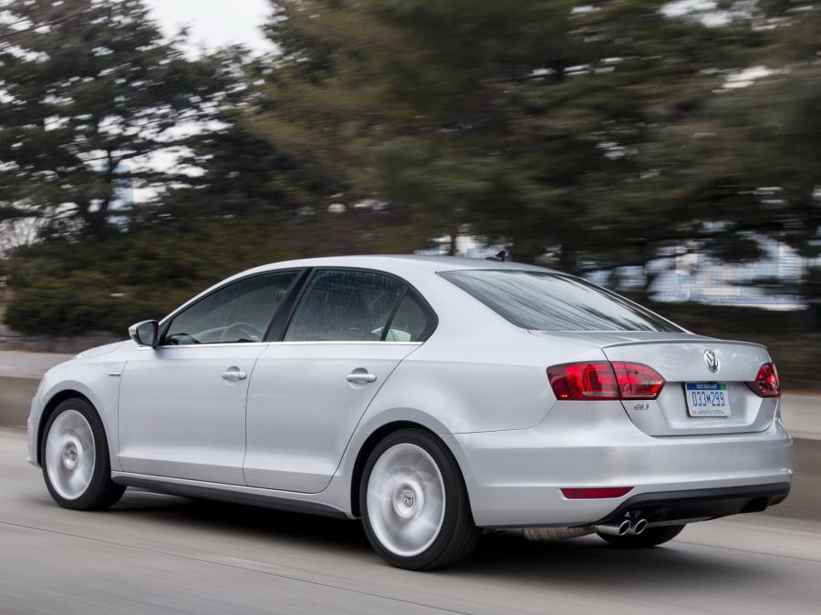  Volkswagen Jetta GLI Edition 30 2014 года  (фото 5 из 8)